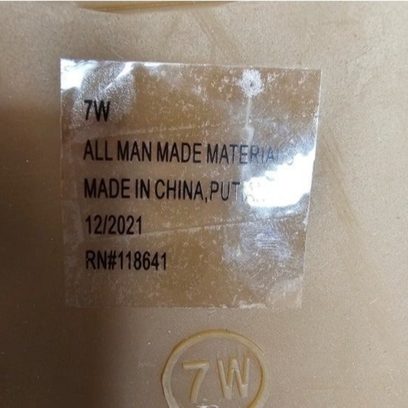 NWT Lane Bryant Slip-On Rainbow Sandals, Size 7W - Picture 5 of 5